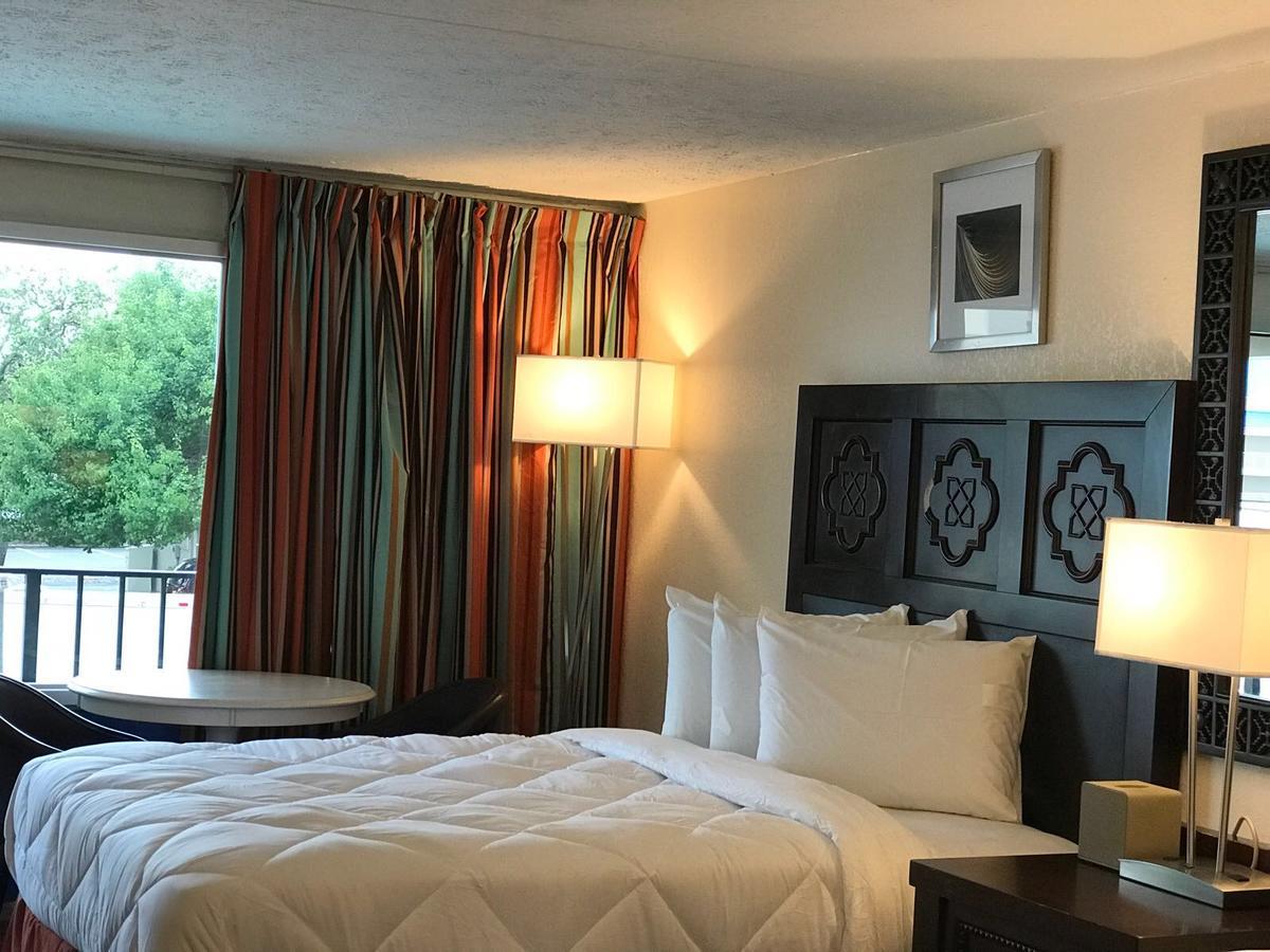 Ocean Breeze Motel Миртъл Бийч Екстериор снимка