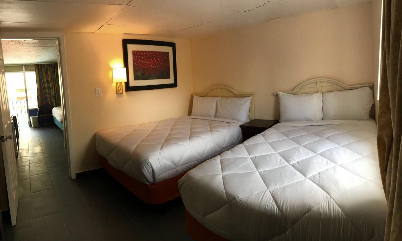 Ocean Breeze Motel Миртъл Бийч Екстериор снимка